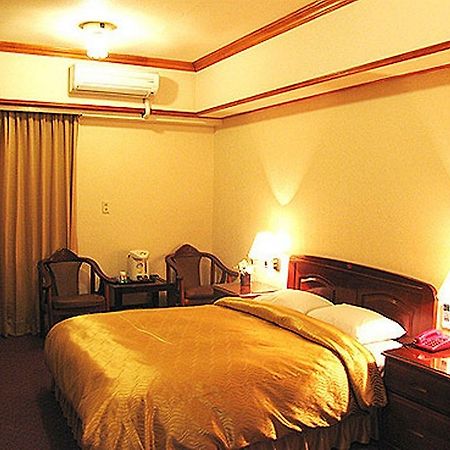 Sin Fu Business Hotel Taichung Luaran gambar