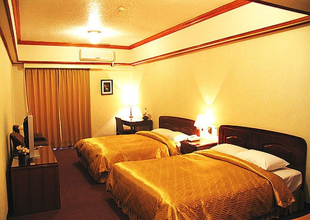 Sin Fu Business Hotel Taichung Luaran gambar